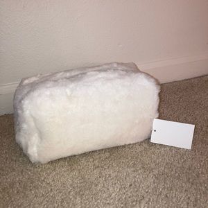 Forever 21 makeup/travel bag